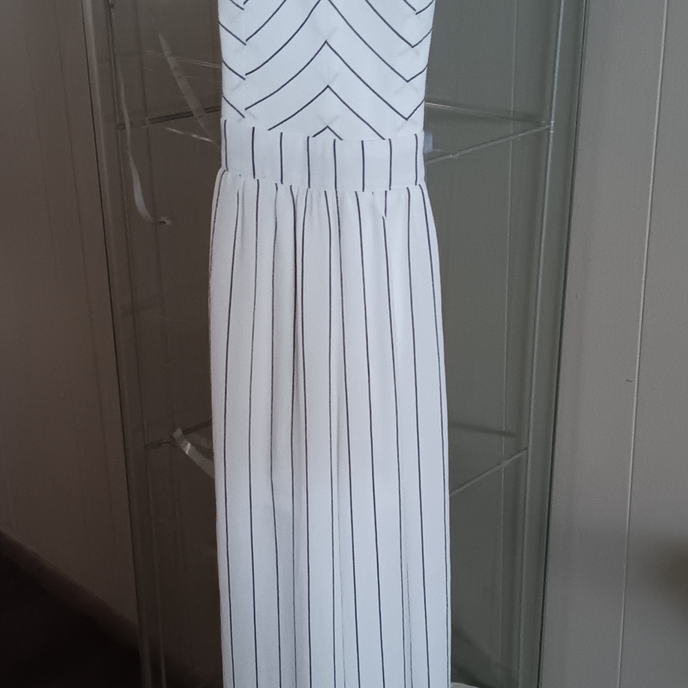 Elegant White Striped Dress
